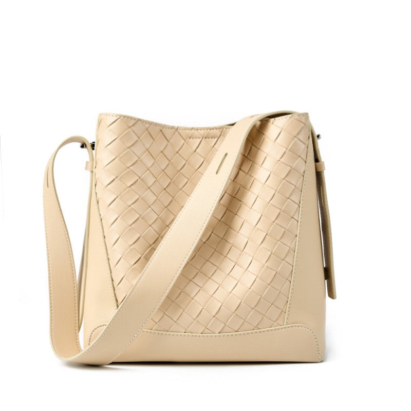 Women's Cowhide Handwoven Large Capacity Crossbody and Shoulder Bag