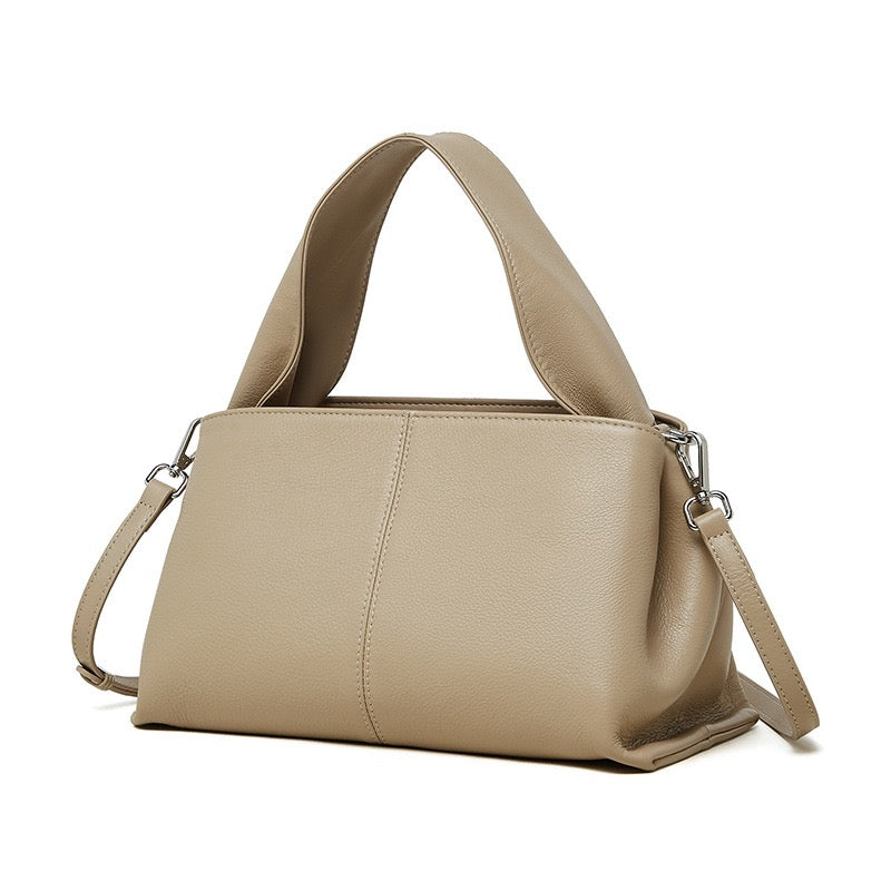 Women’s Genuine Leather Vintage-Style Top-Grain Shoulder Bag in Classic Design